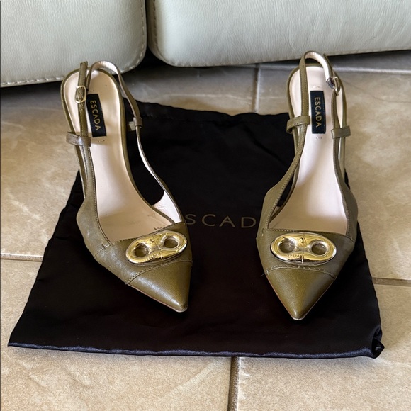Escada Olive Heels with Gold Accents used no box . With Dust bag 36.5 - Picture 1 of 13